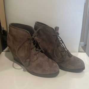 Suede wedge bootie